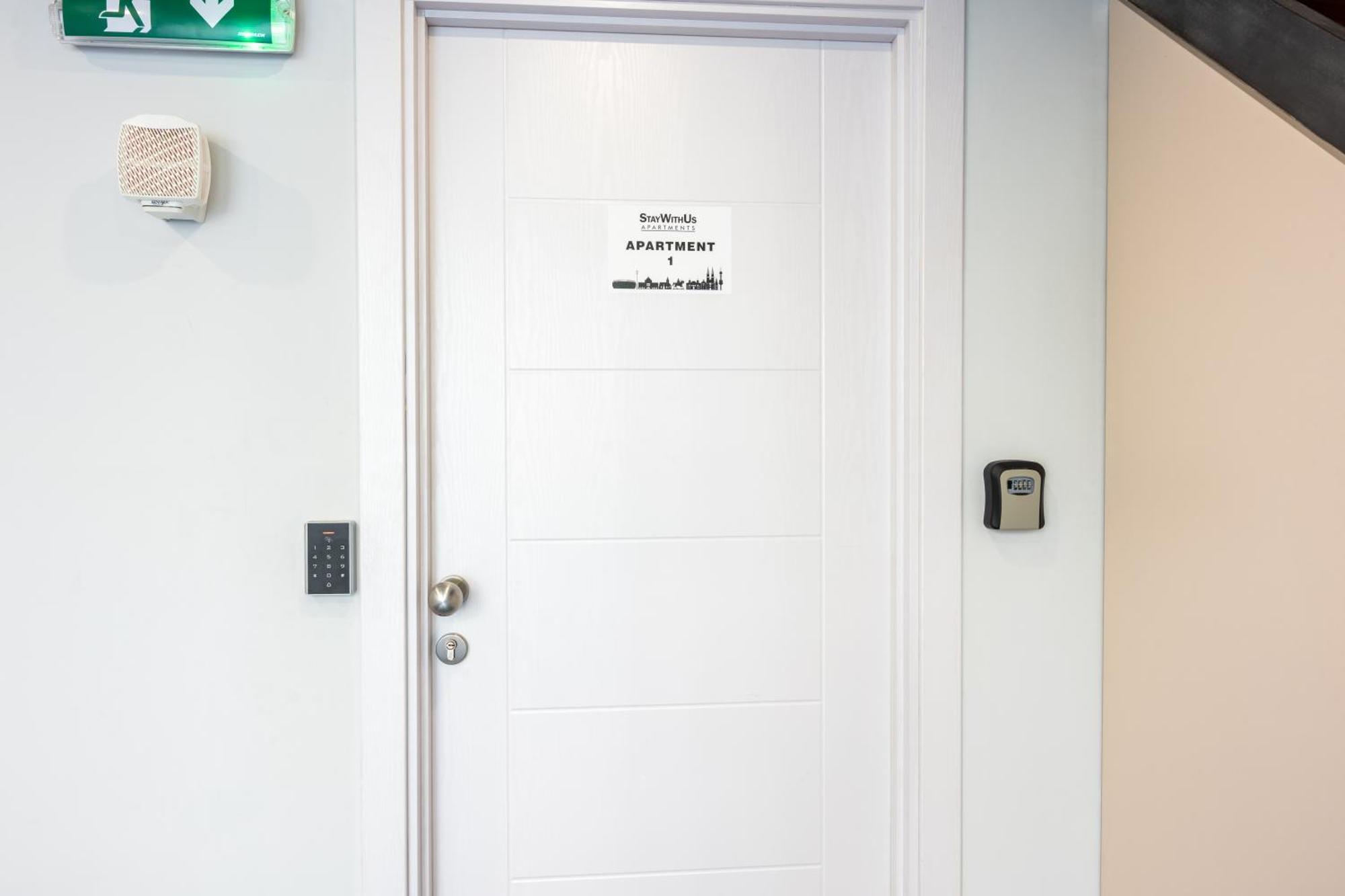 Staywithus , Ground Floor 자그레브 외부 사진